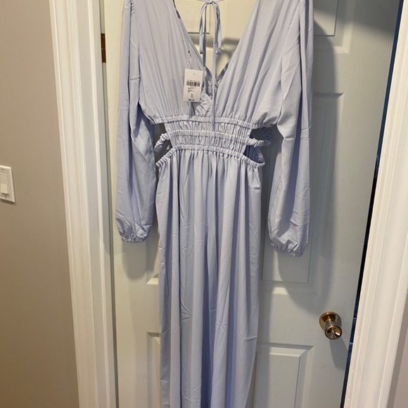 Long Sleeve Plunging Cut-Out Maxi Dress - Picture 3 of 4